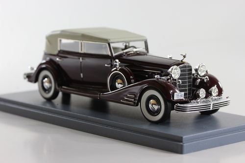 1933 Cadillac Fleetwood Allweather Phaeton