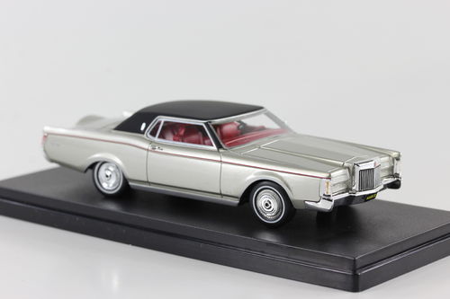 1970 -1971 Lincoln Continental Mark III