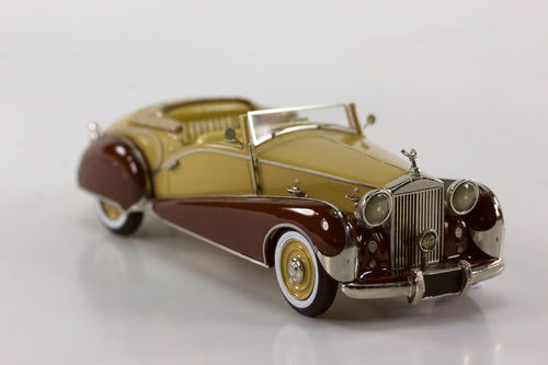 1947 Rolls Royce Silver Wraith by Inskip