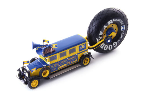 1929 Buick 'Goodyear Airwheel' Promotion Bus